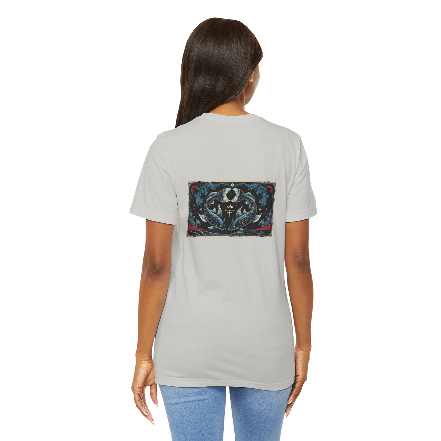 Pesci - T-shirt con lo Zodiaco Gotico. Grafica blu sul retro. Zodiaco nell'ombra.