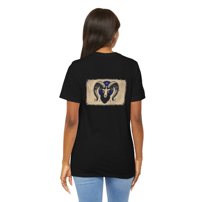 Ariete - T-shirt con segno zodiacale gotico. Grafica blu sul retro. Segno zodiacale nell'ombra.