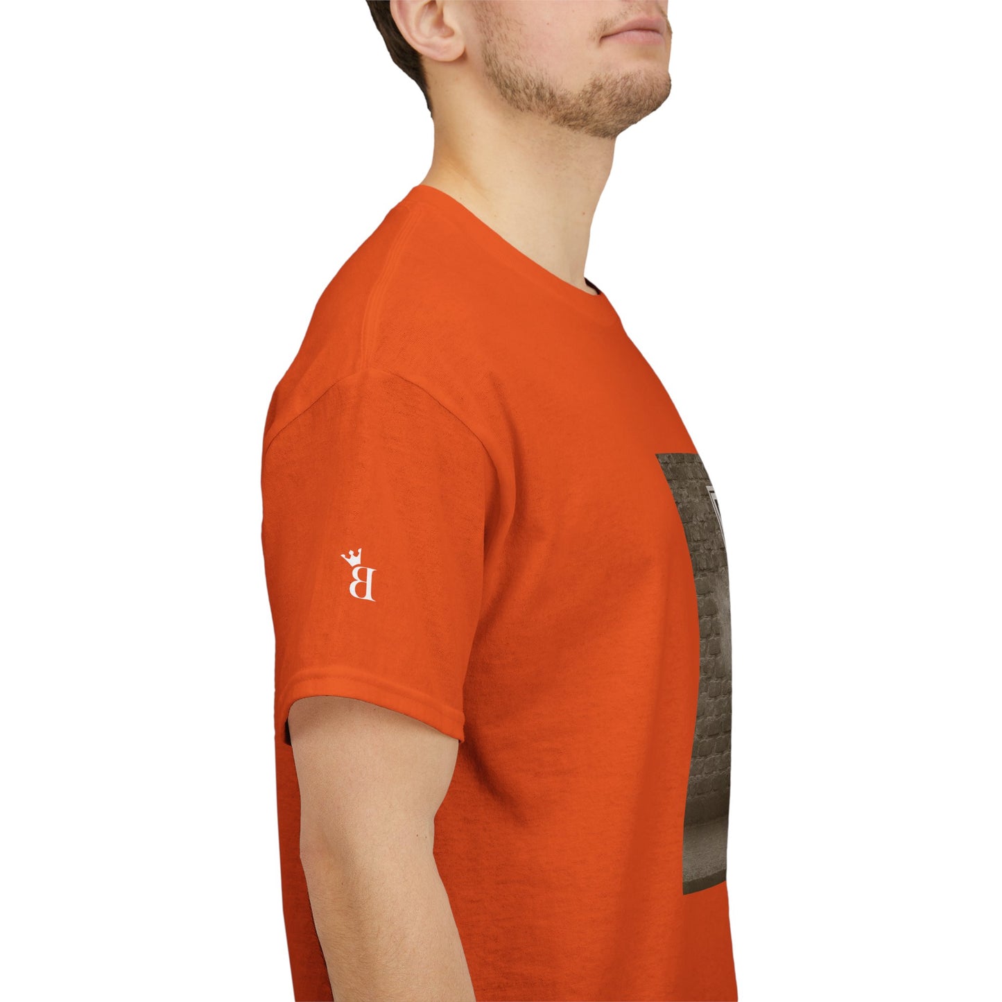 T-shirt Ribelle – Maglietta Unisex in Cotone Pesante per Spiriti Liberi.