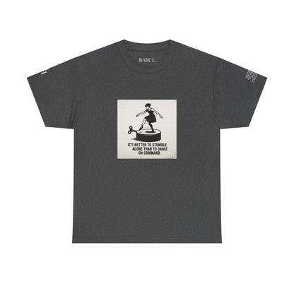 T-shirt Ribelle – Maglietta Unisex in Cotone Pesante per Spiriti Liberi.