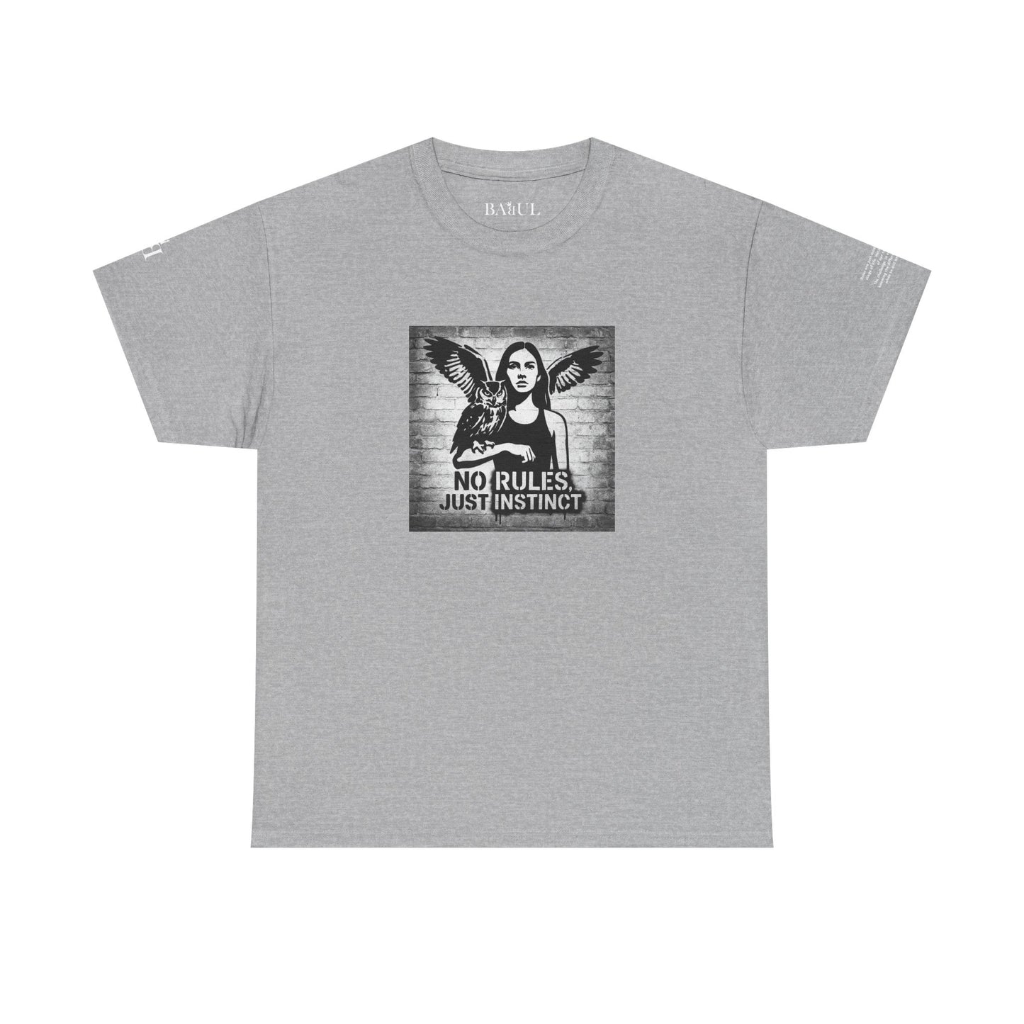 T-shirt Ribelle – Maglietta Unisex in Cotone Pesante per Spiriti Liberi.