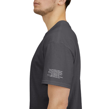 T-shirt Ribelle – Maglietta Unisex in Cotone Pesante per Spiriti Liberi.