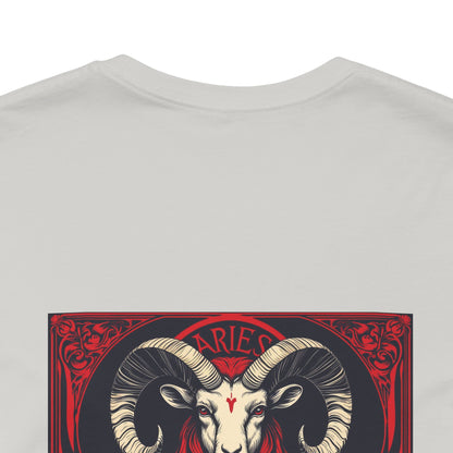 Ariete - Zodiaco gotico, maglietta con grafica rossa sul retro. Zodiaco nell'ombra