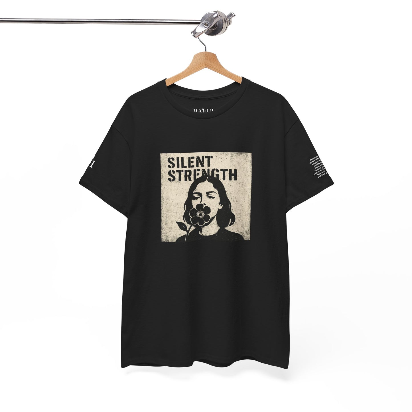T-shirt Ribelle – Maglietta Unisex in Cotone Pesante per Spiriti Liberi.
