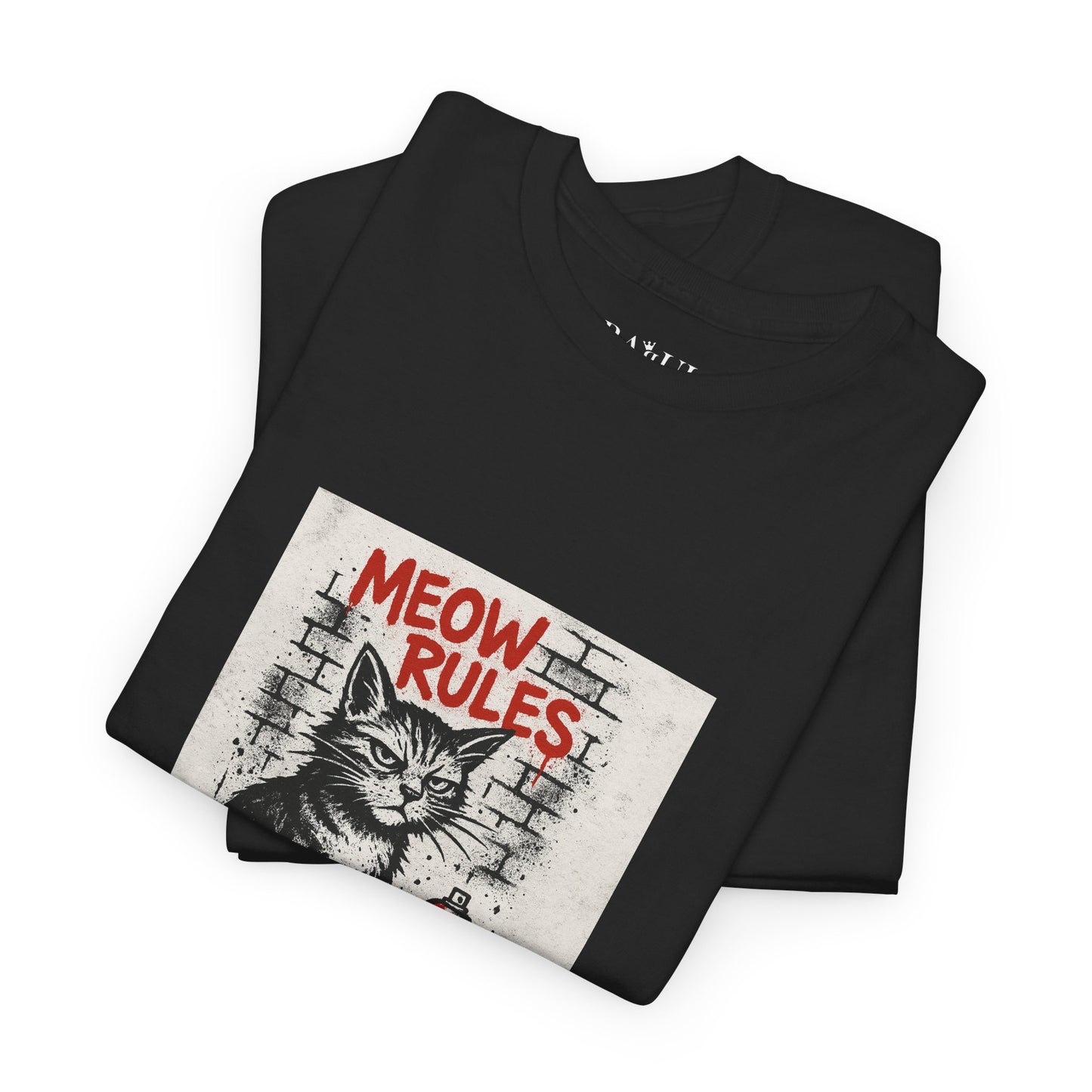 T-shirt Ribelle – Maglietta Unisex in Cotone Pesante per Spiriti Liberi.