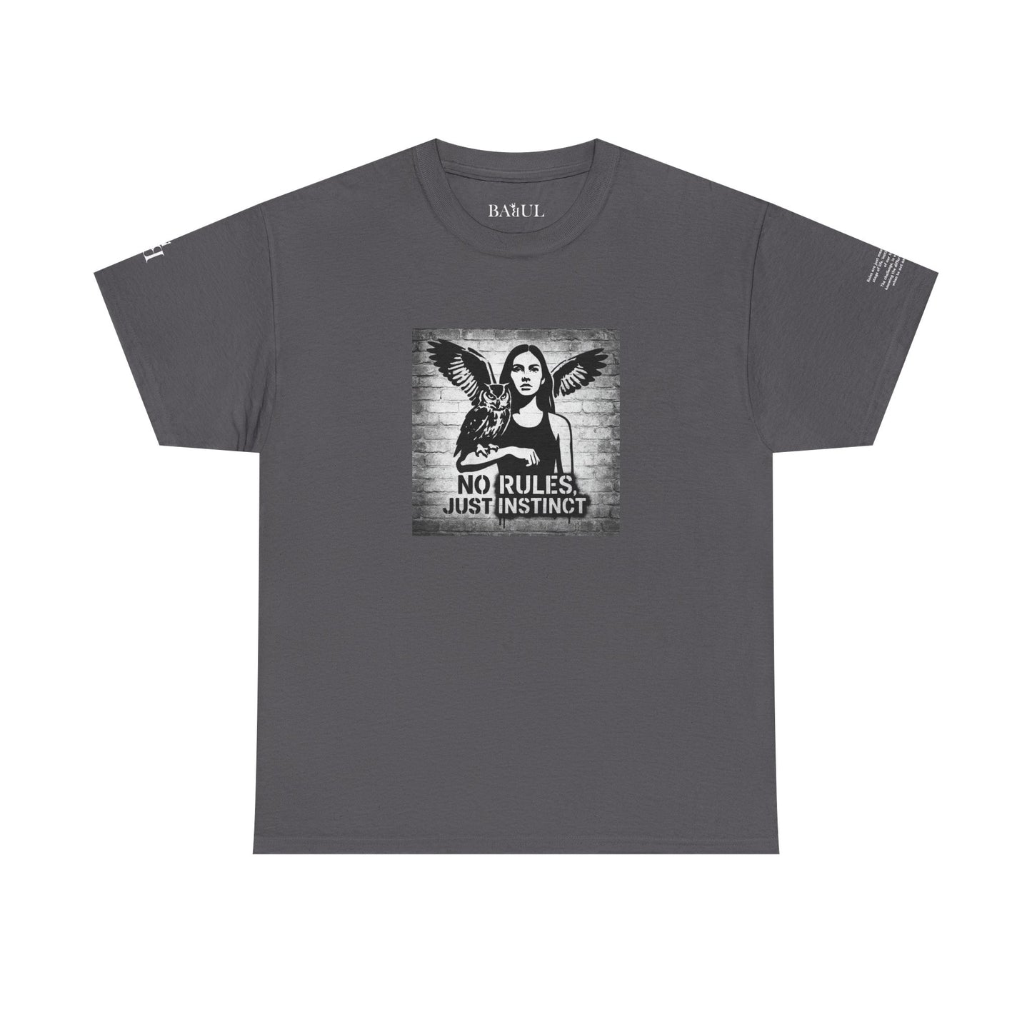 T-shirt Ribelle – Maglietta Unisex in Cotone Pesante per Spiriti Liberi.