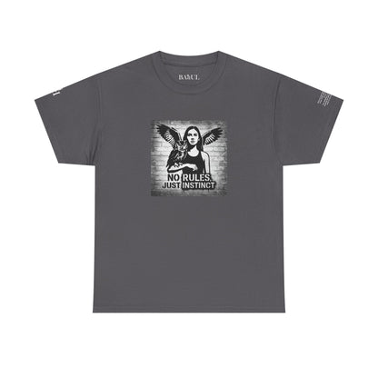 T-shirt Ribelle – Maglietta Unisex in Cotone Pesante per Spiriti Liberi.