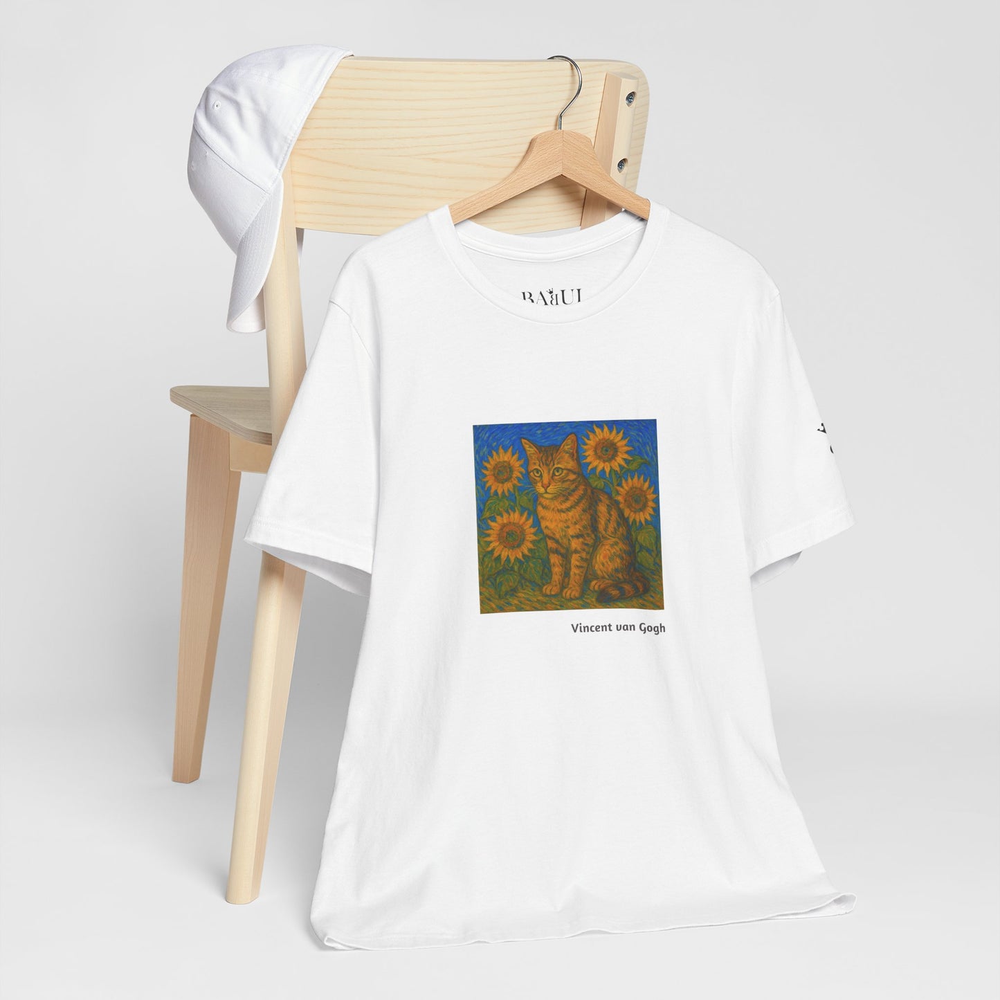T-shirt unisex CATART - Vincent van Gogh - Un dipinto iconico rivisitato con i gatti