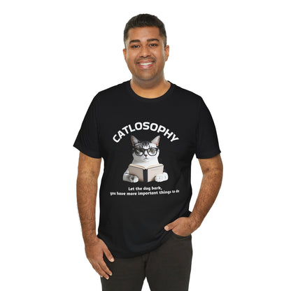 Maglietta a maniche corte unisex Catlosophy – Design "Lascia che il cane abbai"