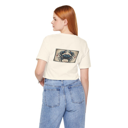 Cancro - T-shirt con segno zodiacale gotico. Grafica blu sul retro. Segno zodiacale nell'ombra.