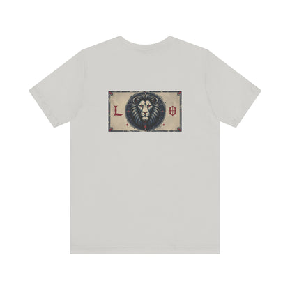 Leone - T-shirt con segno zodiacale gotico. Grafica blu sul retro. Segno zodiacale nell'ombra.