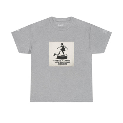 T-shirt Ribelle – Maglietta Unisex in Cotone Pesante per Spiriti Liberi.
