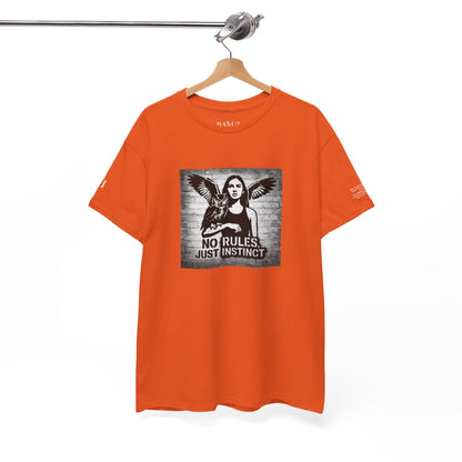 T-shirt Ribelle – Maglietta Unisex in Cotone Pesante per Spiriti Liberi.