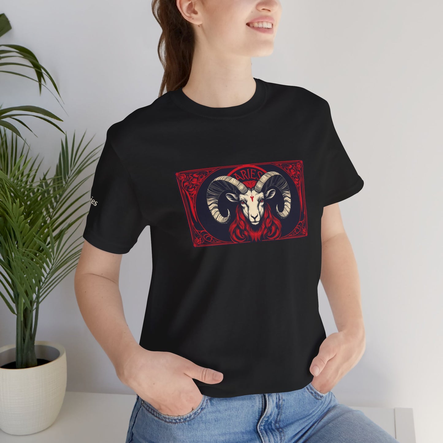 Ariete - T-shirt Zodiaco gotico. Grafica rossa sul davanti. Zodiaco nell'ombra.