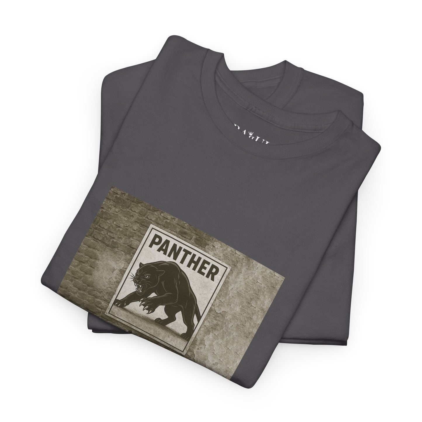 T-shirt Ribelle – Maglietta Unisex in Cotone Pesante per Spiriti Liberi.