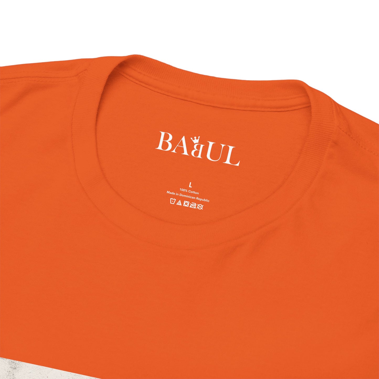 T-shirt Ribelle – Maglietta Unisex in Cotone Pesante per Spiriti Liberi.