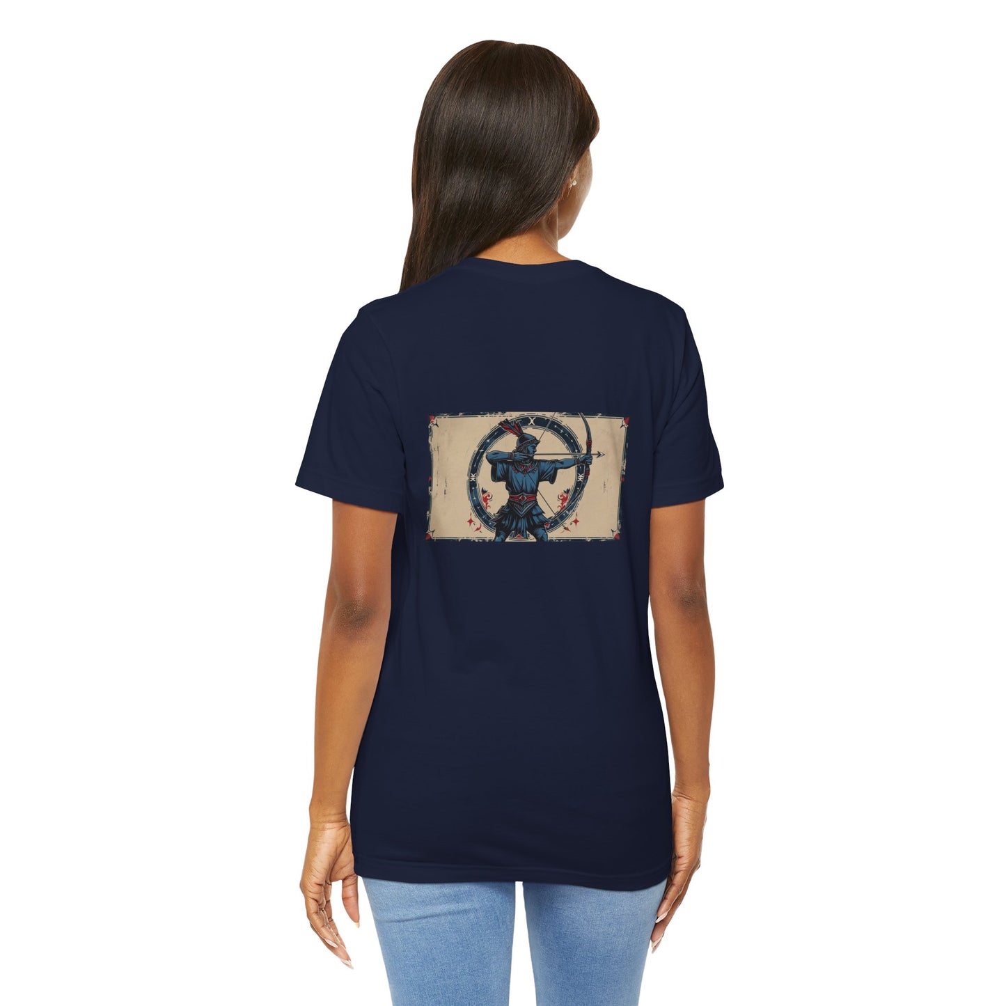 Sagittario - T-shirt con segno zodiacale gotico. Grafica blu sul retro. Zodiaco nell'ombra.