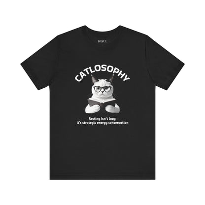 Catlosophy Unisex Jersey Maglietta a maniche corte – Design "Riposare non è pigrizia"