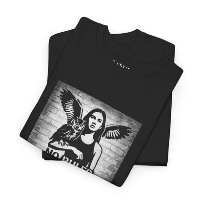 T-shirt Ribelle – Maglietta Unisex in Cotone Pesante per Spiriti Liberi.