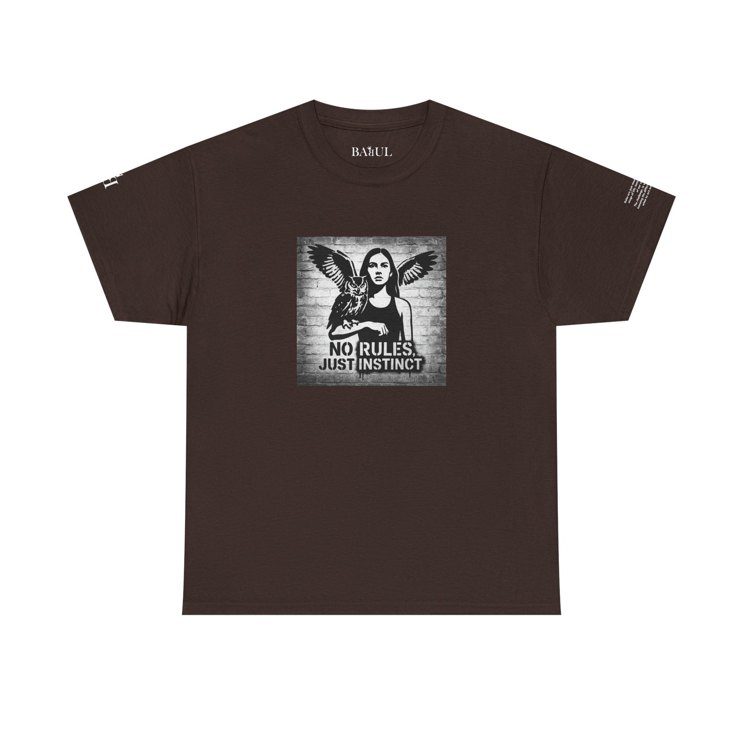 T-shirt Ribelle – Maglietta Unisex in Cotone Pesante per Spiriti Liberi.
