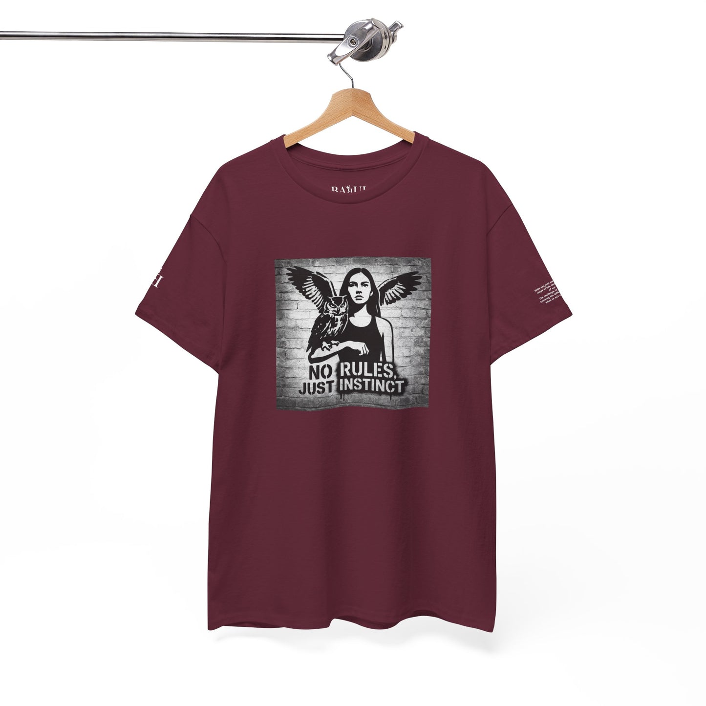 T-shirt Ribelle – Maglietta Unisex in Cotone Pesante per Spiriti Liberi.