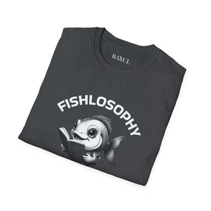 Maglietta unisex Fishlosophy - Design con vibrazioni oceaniche e domande sulla vita - Un pesce intelligente sa che non tutto è come sembra.