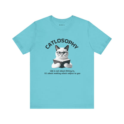 Maglietta a maniche corte unisex Catlosophy – Design "La vita non consiste nell'adattarsi"