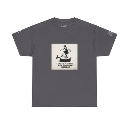 T-shirt Ribelle – Maglietta Unisex in Cotone Pesante per Spiriti Liberi.