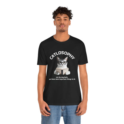 Maglietta a maniche corte unisex Catlosophy – Design "Lascia che il cane abbai"