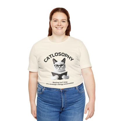 Catlosophy Unisex Jersey Maglietta a maniche corte – Design "Riposare non è pigrizia"