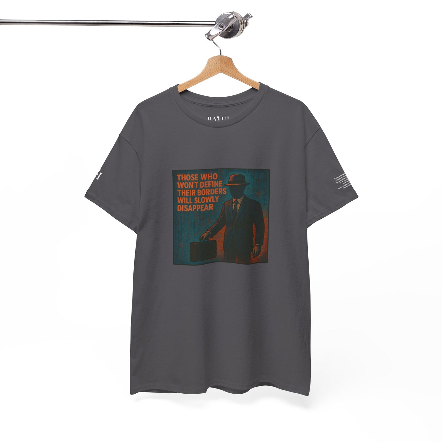T-shirt Ribelle – Maglietta Unisex in Cotone Pesante per Spiriti Liberi.