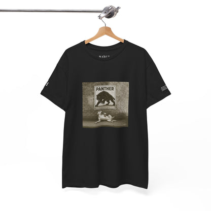 T-shirt Ribelle – Maglietta Unisex in Cotone Pesante per Spiriti Liberi.