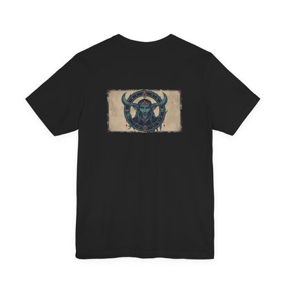 Capricorno - T-shirt con segno zodiacale gotico. Grafica blu sul retro. Segno zodiacale nell'ombra.