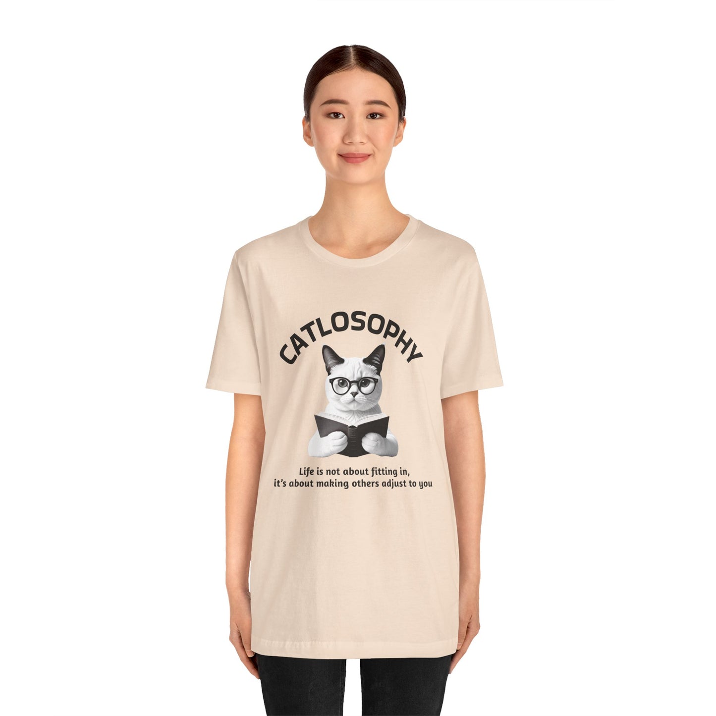Maglietta a maniche corte unisex Catlosophy – Design "La vita non consiste nell'adattarsi"