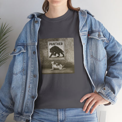 T-shirt Ribelle – Maglietta Unisex in Cotone Pesante per Spiriti Liberi.