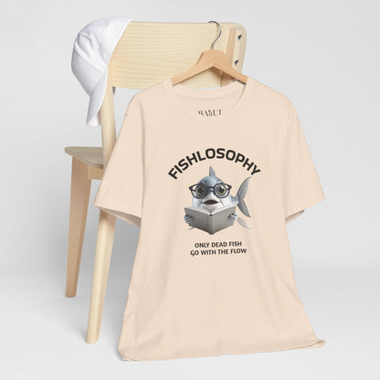 Fishlosophy Unisex Jersey Maglietta a maniche corte – Le profondità dell'oceano non sono per i deboli di cuore.