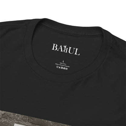 T-shirt Ribelle – Maglietta Unisex in Cotone Pesante per Spiriti Liberi.