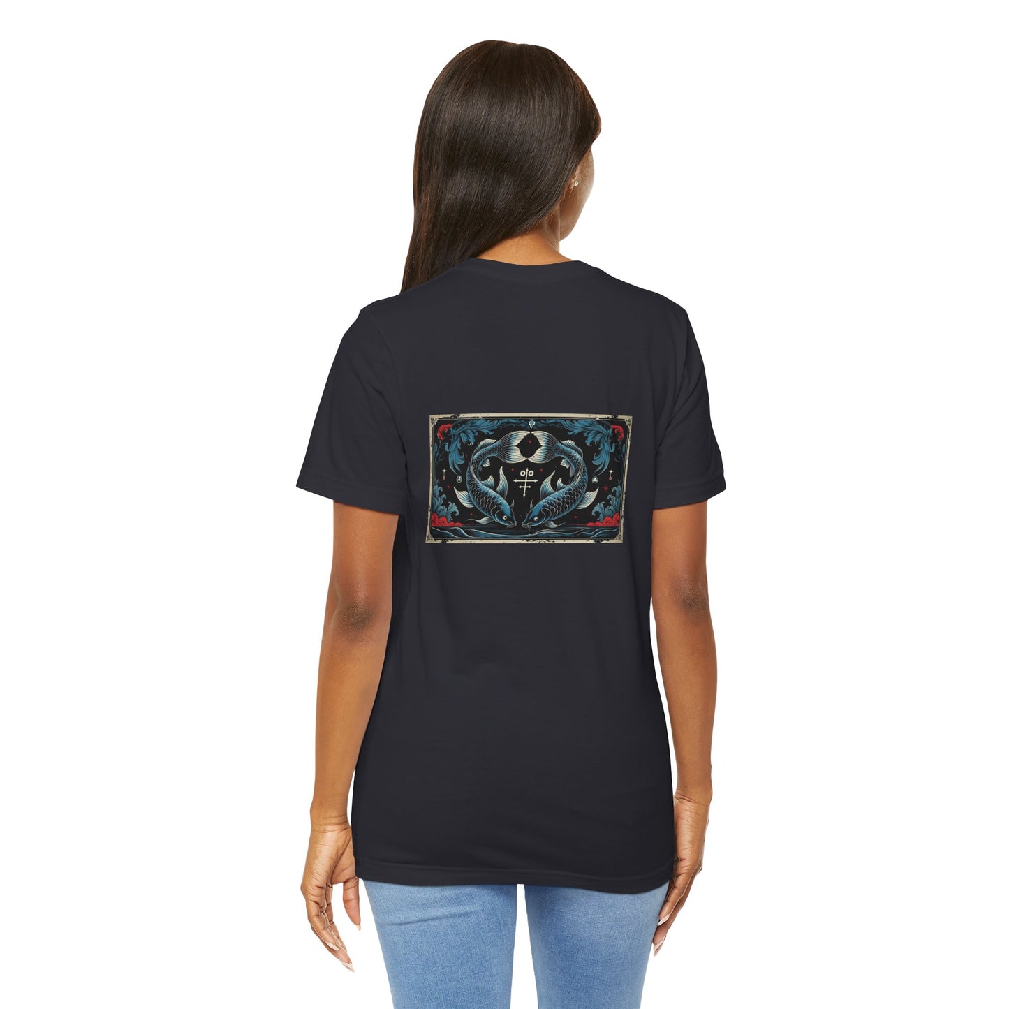 Pesci - T-shirt con lo Zodiaco Gotico. Grafica blu sul retro. Zodiaco nell'ombra.