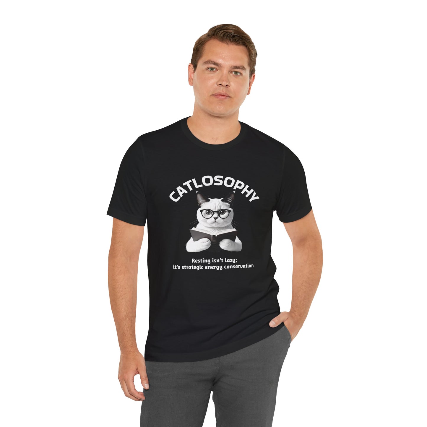 Catlosophy Unisex Jersey Maglietta a maniche corte – Design "Riposare non è pigrizia"