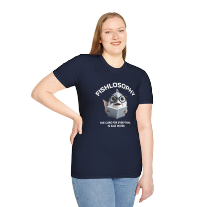 Maglietta unisex Fishlosophy - Design con vibrazioni oceaniche e domande sulla vita - La cura per tutte le malattie è l'acqua salata.