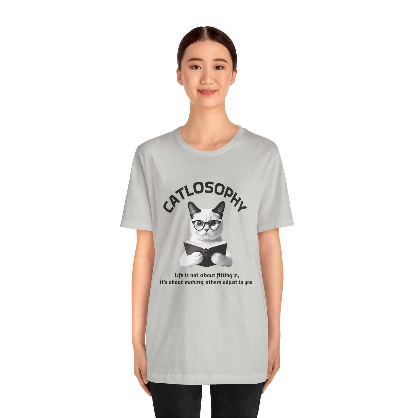 Maglietta a maniche corte unisex Catlosophy – Design "La vita non consiste nell'adattarsi"
