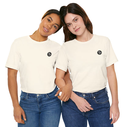 Capricorno - T-shirt con segno zodiacale gotico. Grafica blu sul retro. Segno zodiacale nell'ombra.