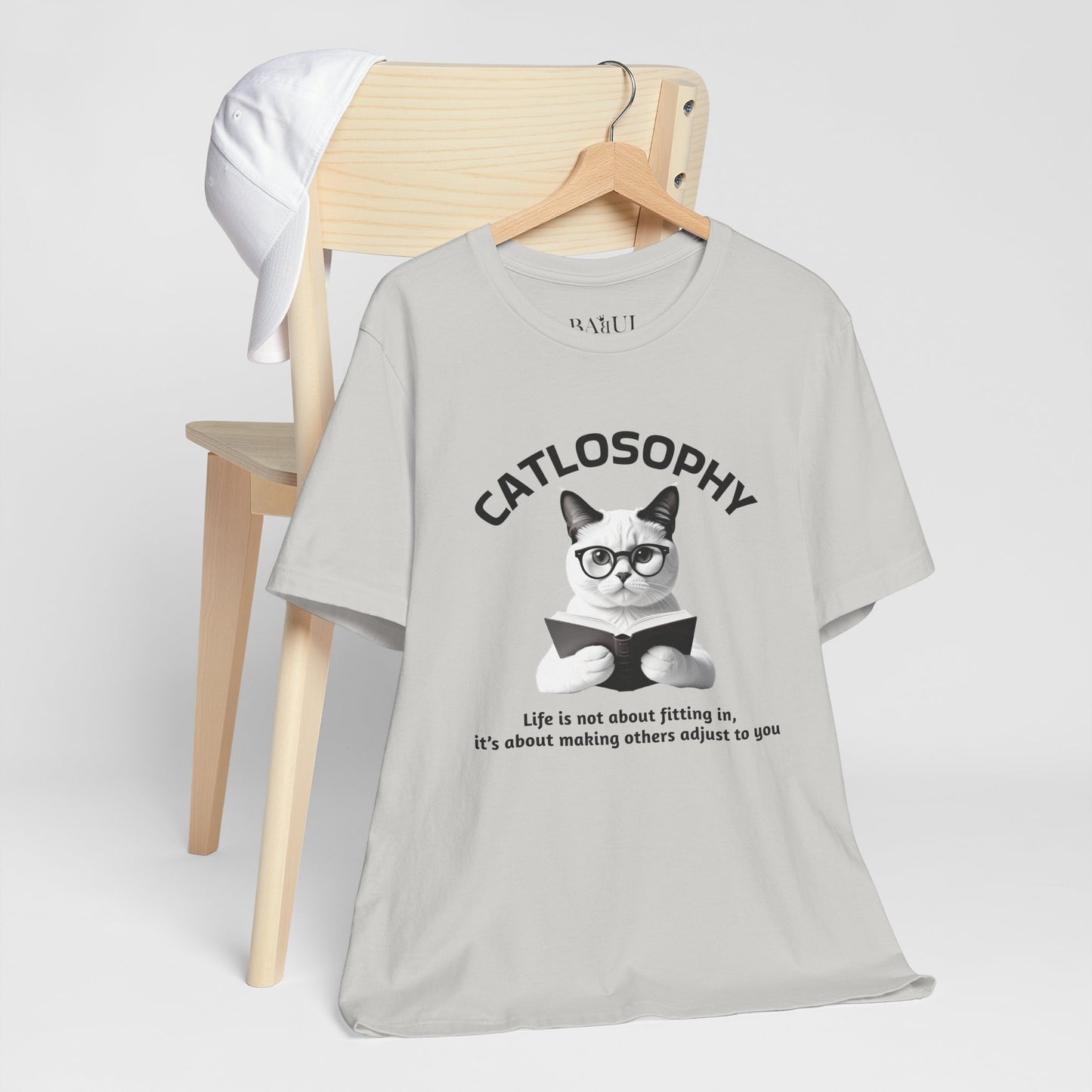 Maglietta a maniche corte unisex Catlosophy – Design "La vita non consiste nell'adattarsi"