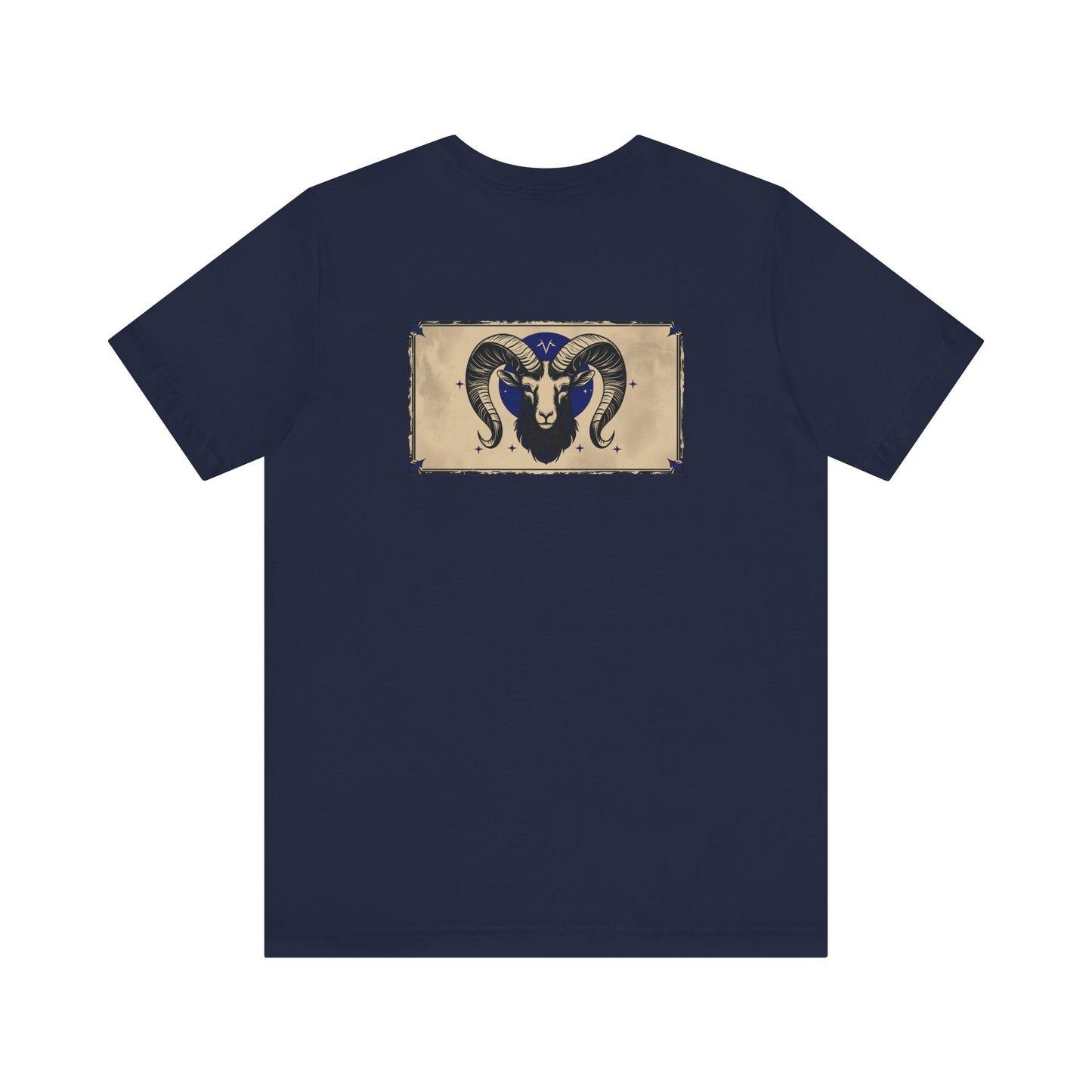 Ariete - T-shirt con segno zodiacale gotico. Grafica blu sul retro. Segno zodiacale nell'ombra.