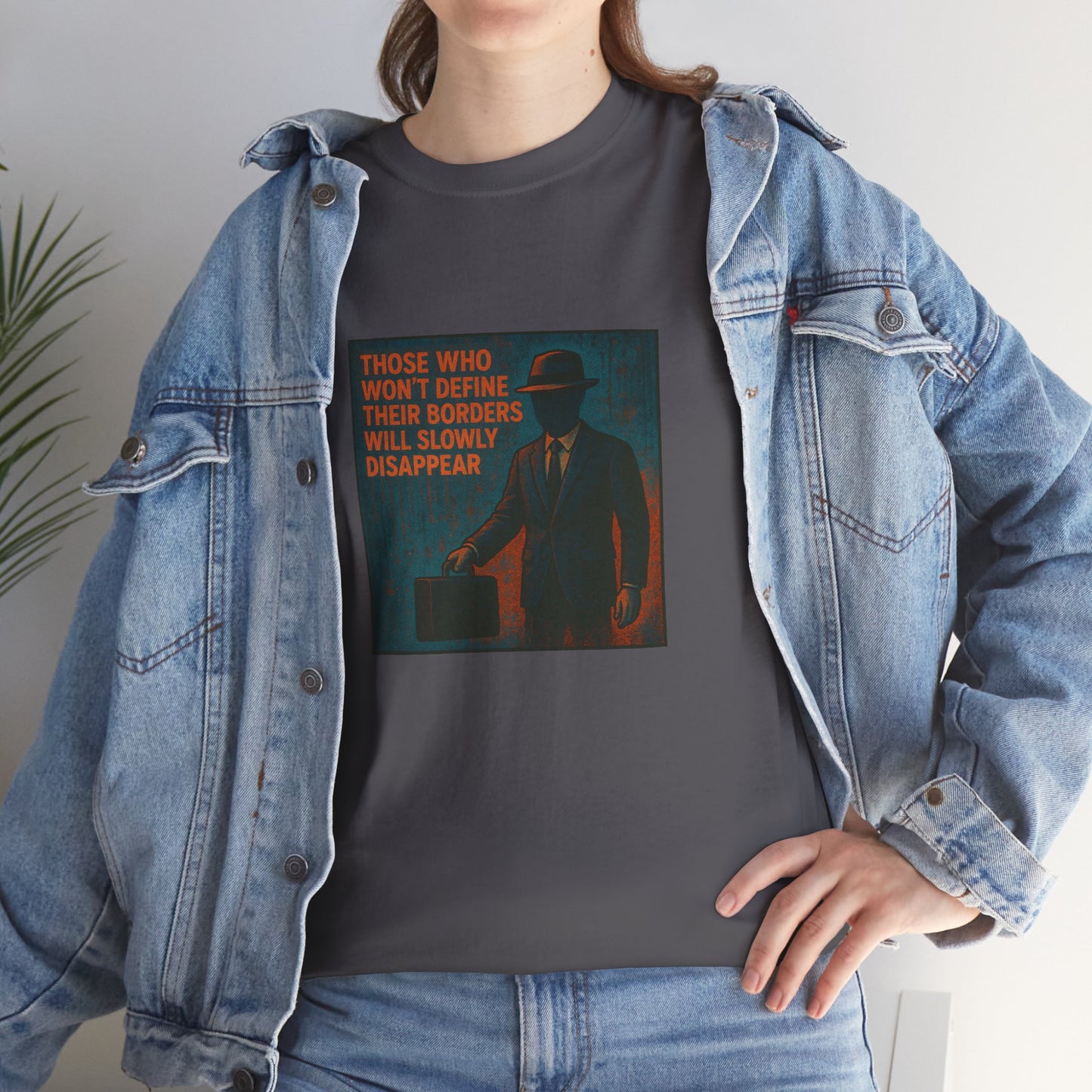 T-shirt Ribelle – Maglietta Unisex in Cotone Pesante per Spiriti Liberi.