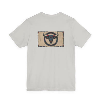 Toro - T-shirt con segno zodiacale gotico. Grafica blu sul retro. Segno zodiacale nell'ombra.