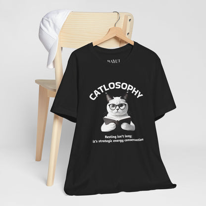 Catlosophy Unisex Jersey Maglietta a maniche corte – Design "Riposare non è pigrizia"