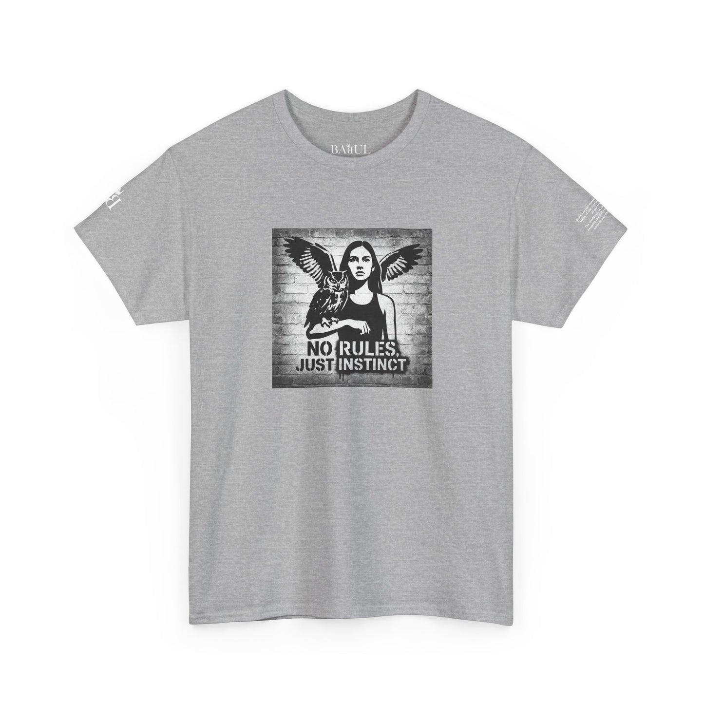 T-shirt Ribelle – Maglietta Unisex in Cotone Pesante per Spiriti Liberi.
