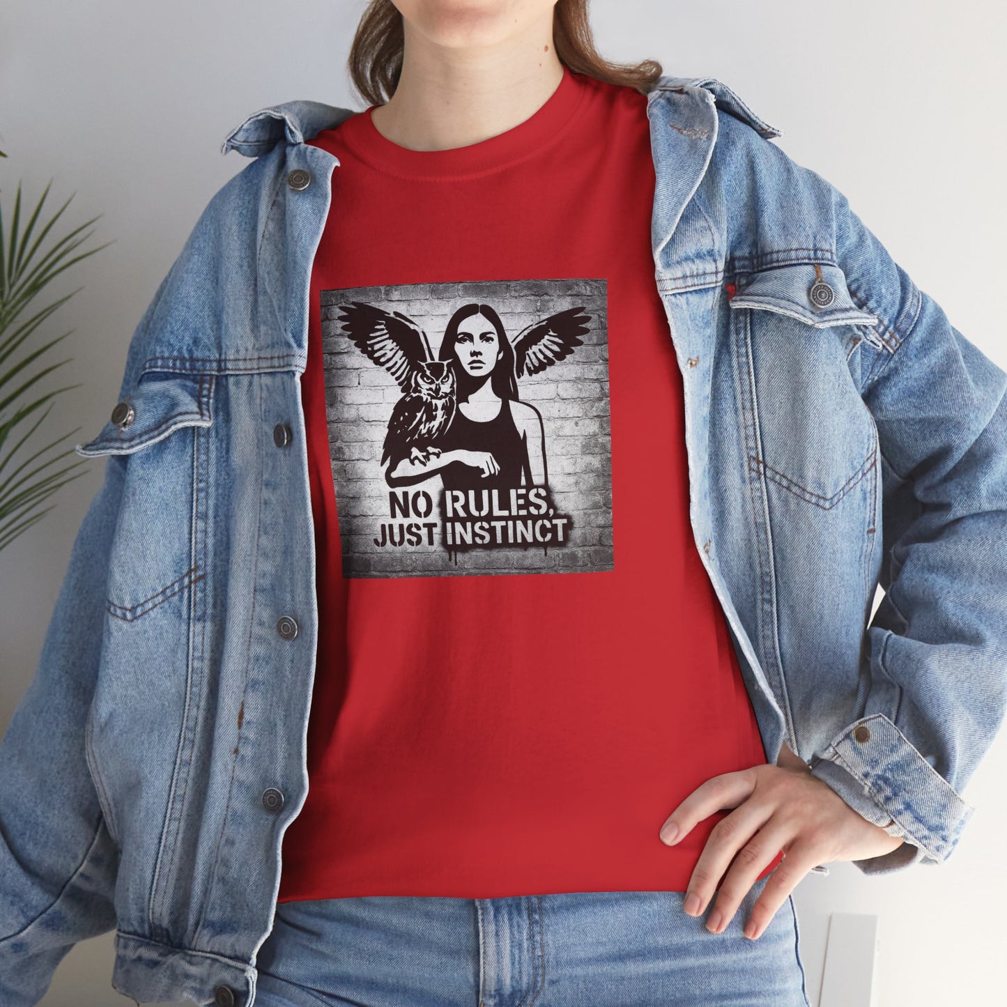 T-shirt Ribelle – Maglietta Unisex in Cotone Pesante per Spiriti Liberi.