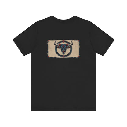 Toro - T-shirt con segno zodiacale gotico. Grafica blu sul retro. Segno zodiacale nell'ombra.